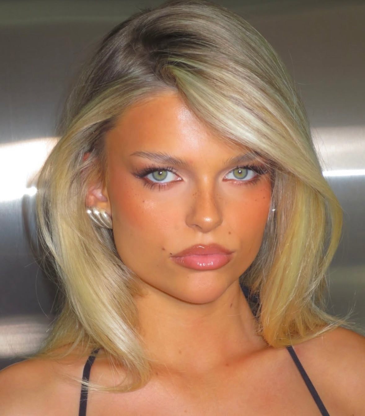 Faux Freck Sun Sand (Lighter shade)